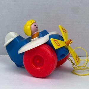 Vintage Fisher-Price Little People Pull Toy Airplane 1980